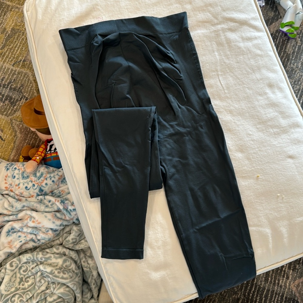 BLANQI Black High-Rise Maternity Leggings